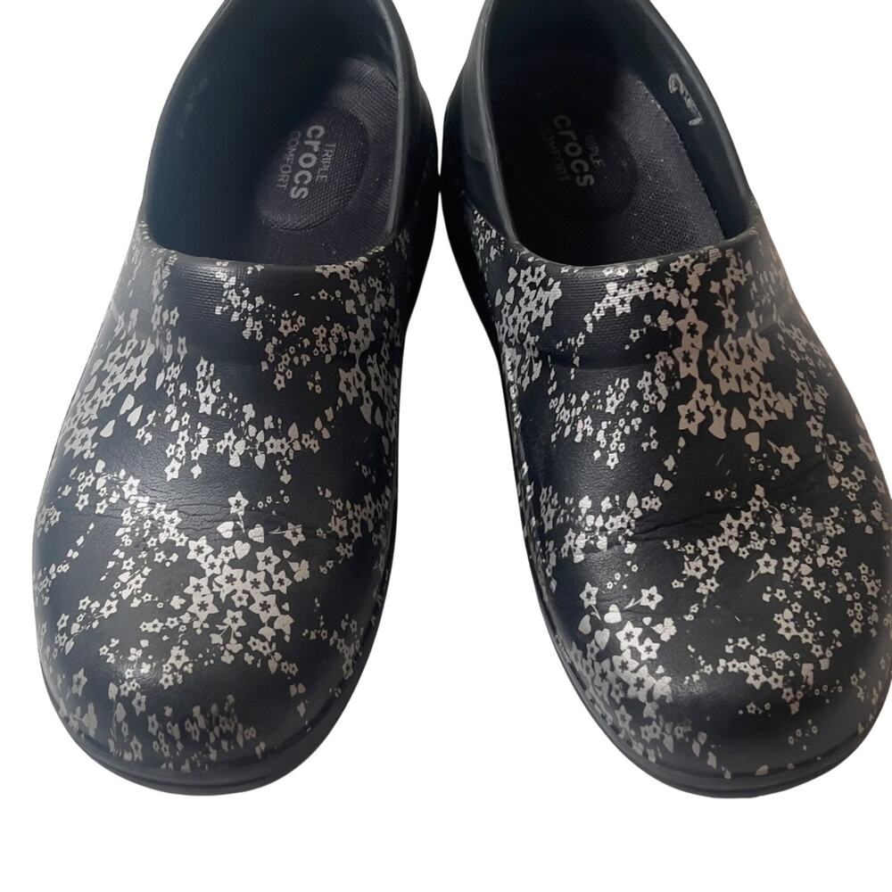 Crocs Women's Neria Pro II Graphic Clog Size 8 Non-Marking Slip Resistant Shoes